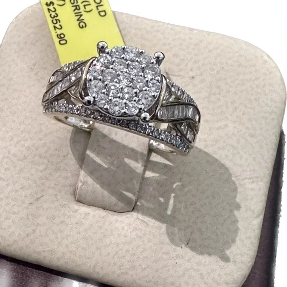 Yellow gold and diamond 1.00 cttw ring all pure 10k